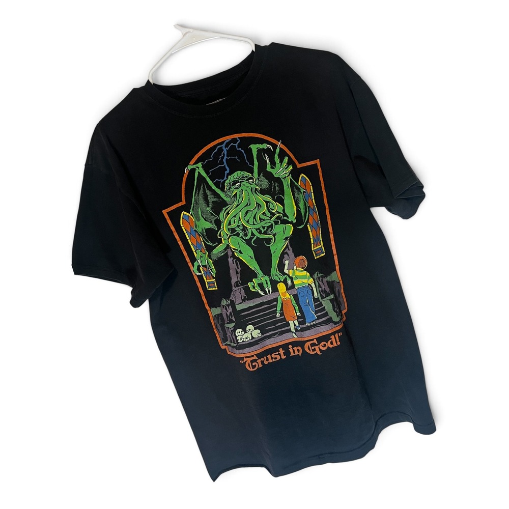 Steven Rhodes Trust in God Cthulhu Graphic T-Shirt Black Mens Large Lovecraft